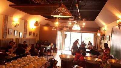 Tambayan At Kainang Filipino Restaurant