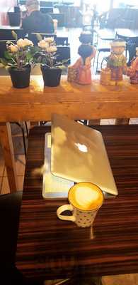 Fresh Blend Coffee And Sandwich Bar