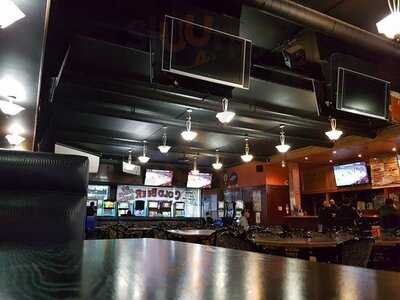 Manchester Bar & Grill