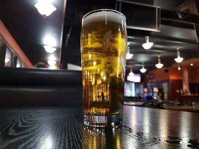 Manchester Bar & Grill