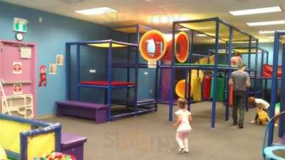 Lucy's Sandwich & Deli