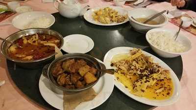 Man Yuen Szechuan Restaurant