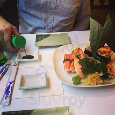 Tokyo Sushi Bar
