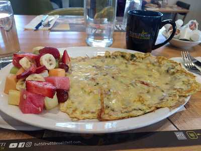Tutti Frutti Breakfast & Lunch