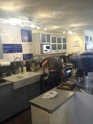 Bells Bookstore Cafe