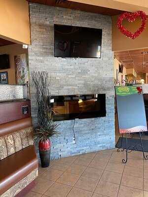 Humptys Family Restaurant