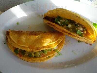 Taqueria El Charrito