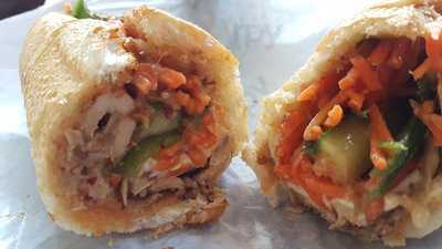 Trung Nguyen V-n Sub