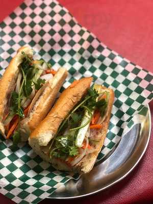 Trung Nguyen V-n Sub