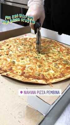 Niakwa Pizza