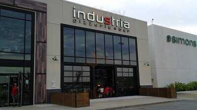 Industria Pizzeria + Bar