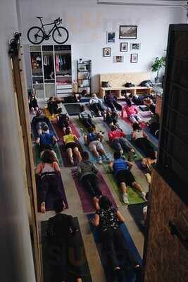 Velo Cartel Cafe Cycliste