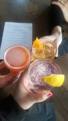 Maiden Lane Wine And Spirits