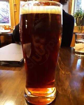 Mettawas Station Mediterranean Restaurant