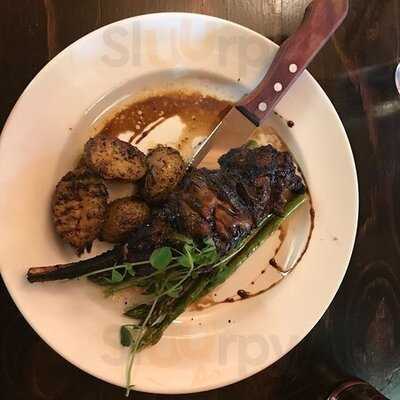 Mettawas Station Mediterranean Restaurant