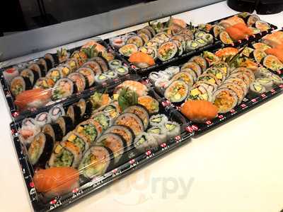 Aki Sushi Bar