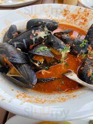 Stillwaters Plate And Pour