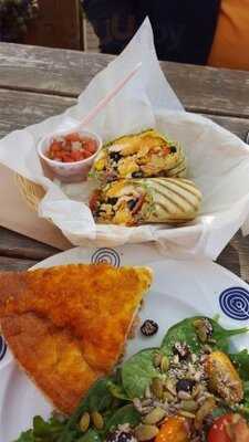 Stomping Grounds Cafe Bistro