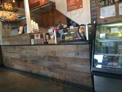 Stomping Grounds Cafe Bistro