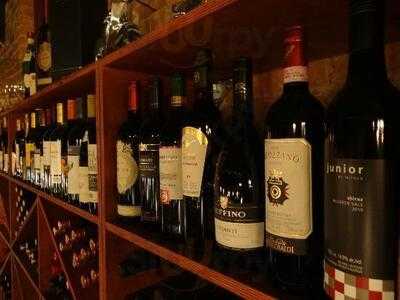 O'sarracino Trattoria & Wine