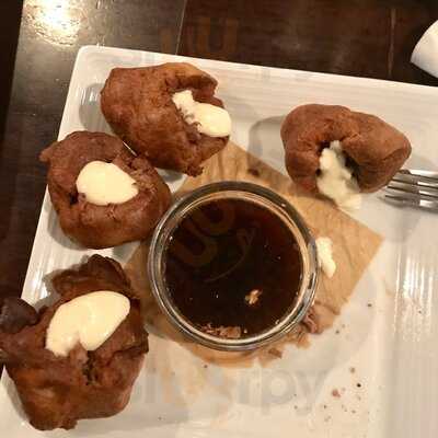 Samz Neighbourhood Pub