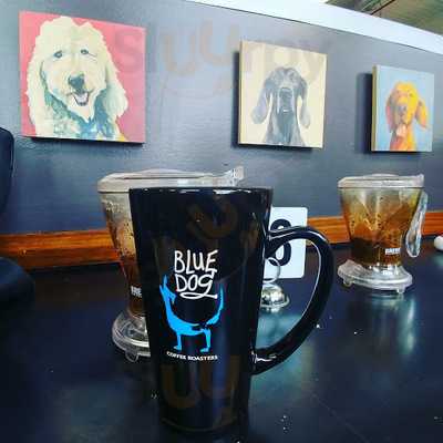 Blue Dog Cafe