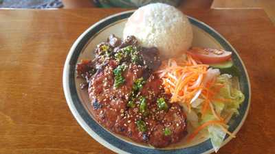 D T Pho & Coffee Vietnamese Noodle House