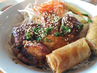 D T Pho & Coffee Vietnamese Noodle House