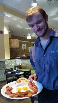 Tutti Frutti Dejeuner & Diner