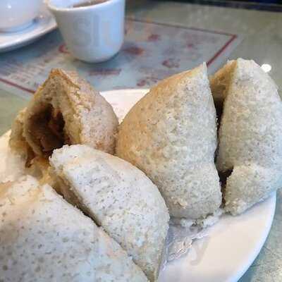 Wok N Roll Restaurant