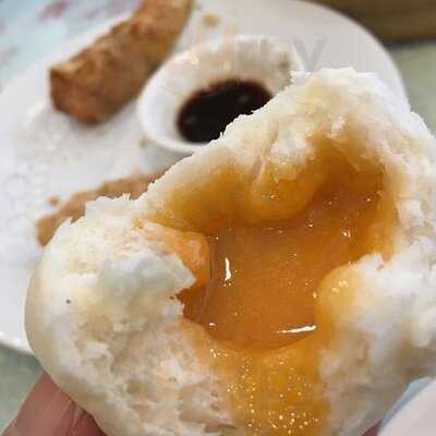 Wok N Roll Restaurant