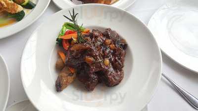 The Water's Edge Restaurant