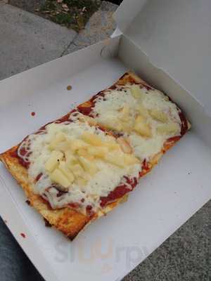 Pavarazzi's Gourmet Pizza