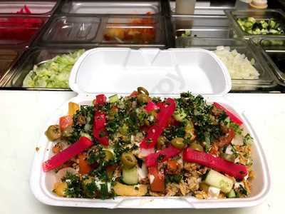 Grand Pita Plus Shawarma