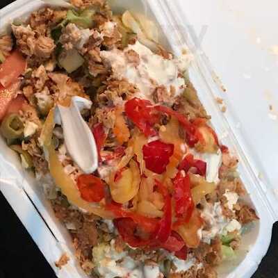 Grand Pita Plus Shawarma