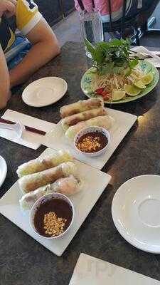 Pho Hoang Restaurant