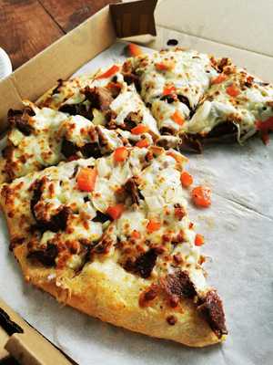 Casey's Pizza And Chicken Shack