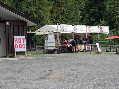 Spahats Falls Snacks