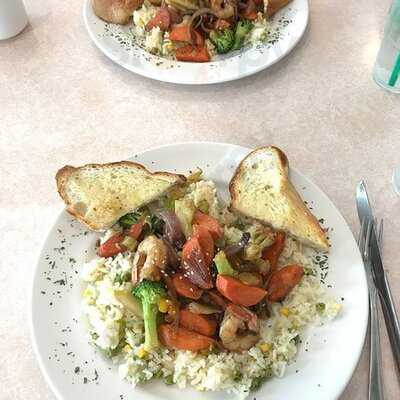 Old Caboose Pub & Grill