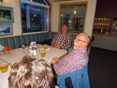 Old Caboose Pub & Grill