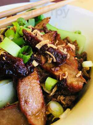 Golomein Noodle House