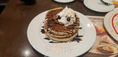 Tutti Frutti Breakfast & Lunch