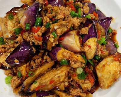 La Perle Restaurant And Bar