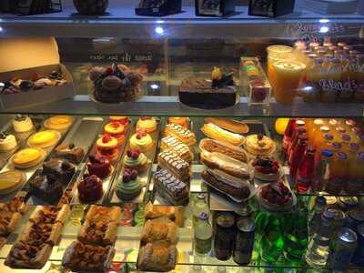 Jules Cafe Patisserie