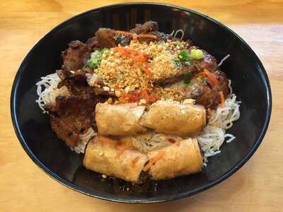 Hoang Long Viet-thai Cuisine