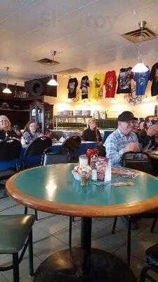 Maggie's Chicken & Ribs