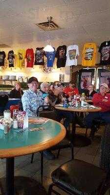 Maggie's Chicken & Ribs