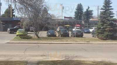 Horseshu Sports Lounge & Maxim