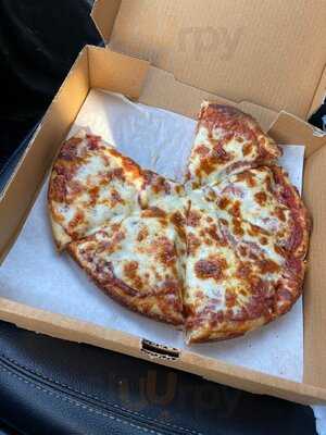 Horseshu Sports Lounge & Maxim