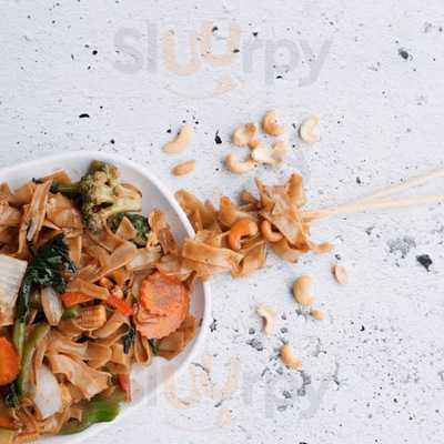 Thai Express Restaurant Delson